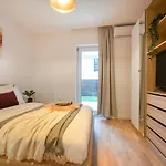 Vacation Feel - 2br With Terrace & Private Parking In Baneasa * Boekarest