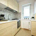 Vacation Feel - 2br With Terrace & Private Parking In Baneasa