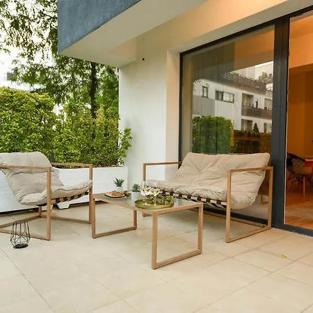 Vacation Feel - 2br With Terrace & Private Parking In Baneasa Apartment Bucharest