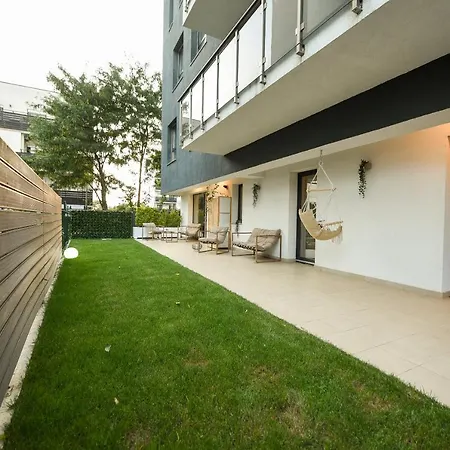 Vacation Feel - 2br With Terrace & Private Parking In Baneasa Apartment *