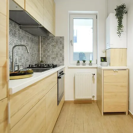 Vacation Feel - 2br With Terrace & Private Parking In Baneasa