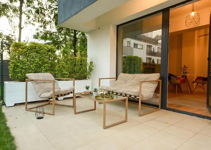 Vacation Feel - 2br With Terrace & Private Parking In Baneasa Appartamento Bucarest
