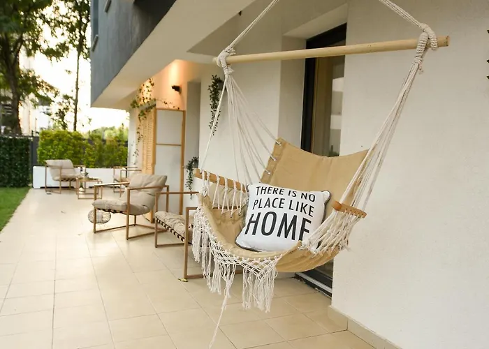 Apartament Vacation Feel - 2br With Terrace & Private Parking In Baneasa Bucureşti