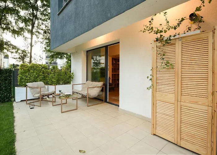 Vacation Feel - 2br With Terrace & Private Parking In Baneasa Bucharest