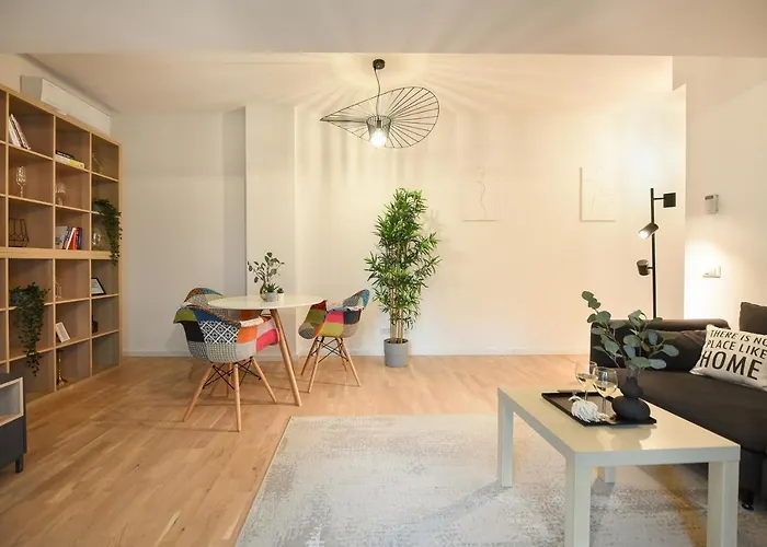 Vacation Feel - 2br With Terrace & Private Parking In Baneasa Apartament *