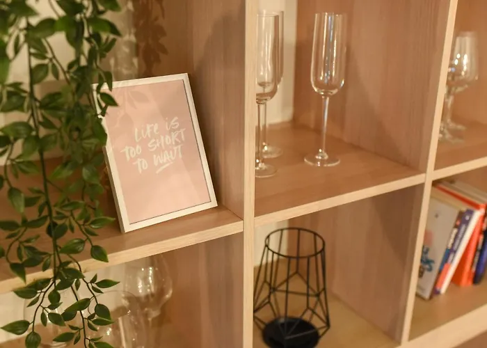 Vacation Feel - 2br With Terrace & Private Parking In Baneasa