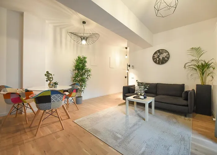 Vacation Feel - 2br With Terrace & Private Parking In Baneasa Apartament Bucureşti