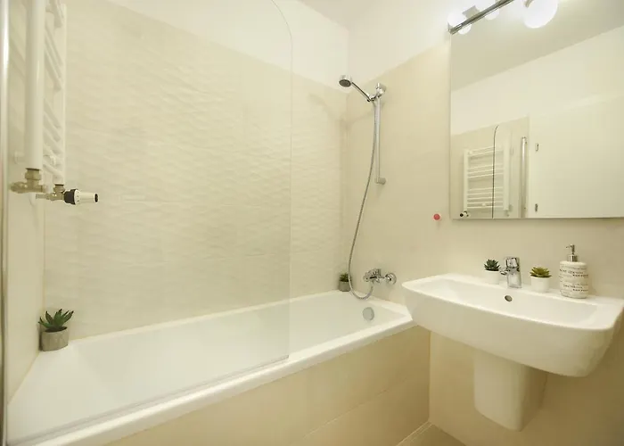 Vacation Feel - 2br With Terrace & Private Parking In Baneasa * Bucureşti