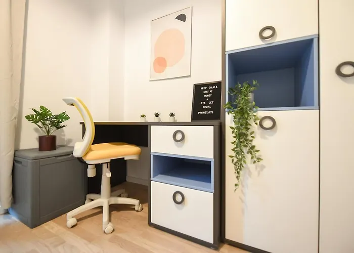 Vacation Feel - 2br With Terrace & Private Parking In Baneasa * Bucarest