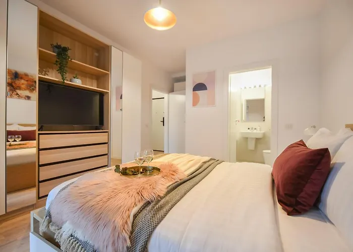 Vacation Feel - 2br With Terrace & Private Parking In Baneasa * Bucureşti