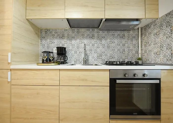 Vacation Feel - 2br With Terrace & Private Parking In Baneasa Apartment *